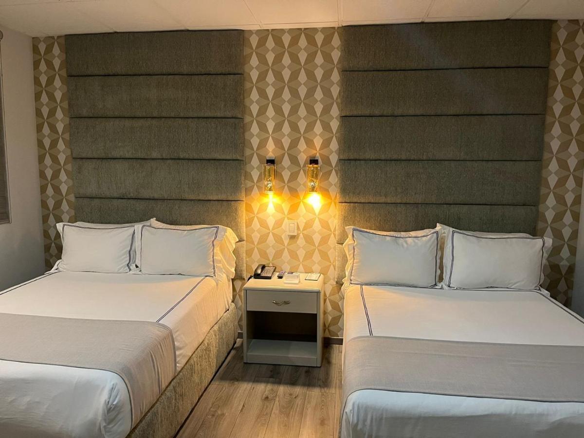 Hotel Posada San Antonio Reynosa Bagian luar foto